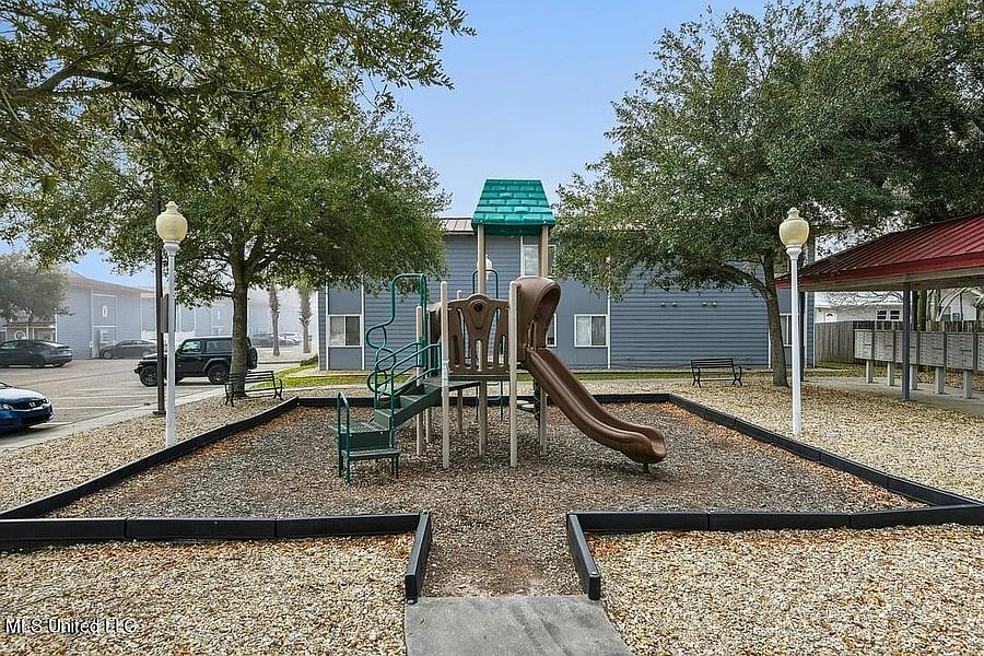 Furnished Finder property 1002202_1 photo 10