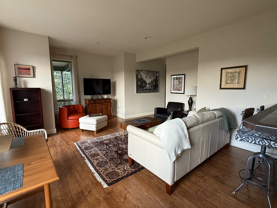 Furnished Finder property 1002235_1 photo 5