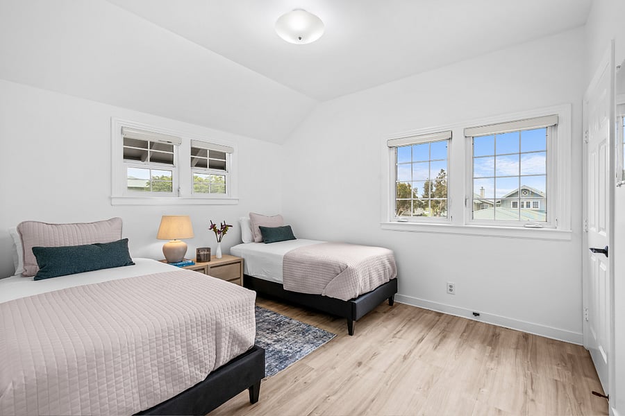 Furnished Finder property 1002264_1 photo 15