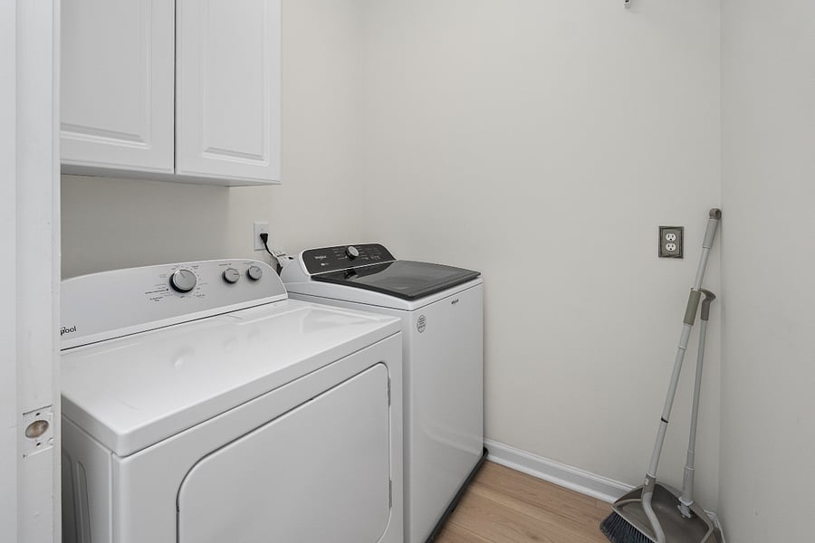 Furnished Finder property 1002269_1 photo 16