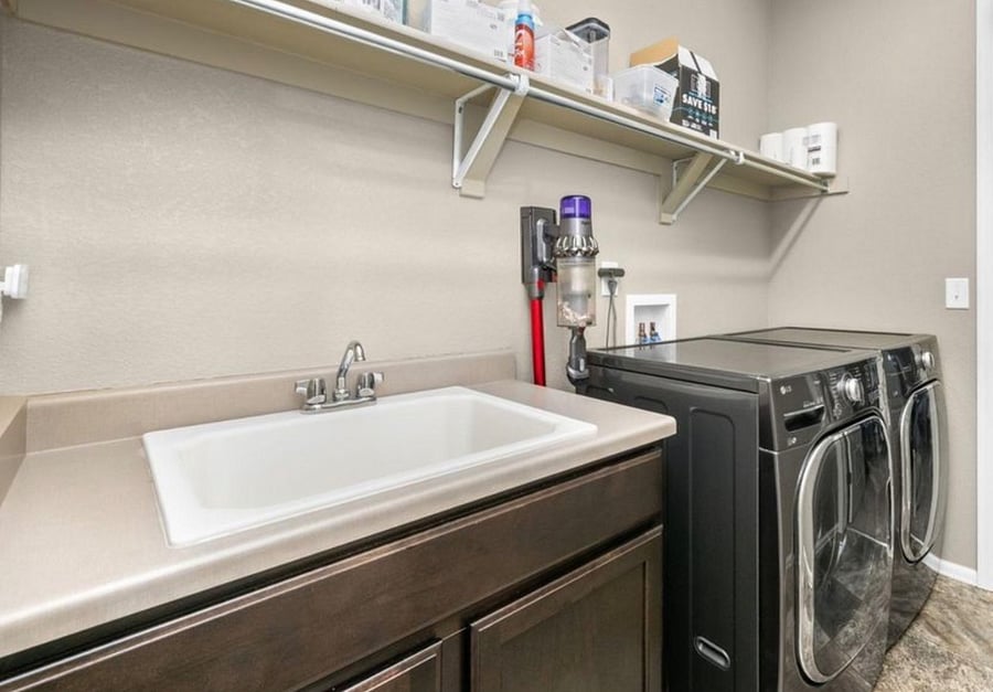 Furnished Finder property 1002273_1 photo 9
