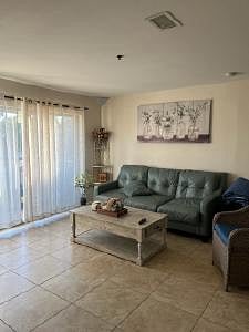 Furnished Finder property 1002278_1 photo 7
