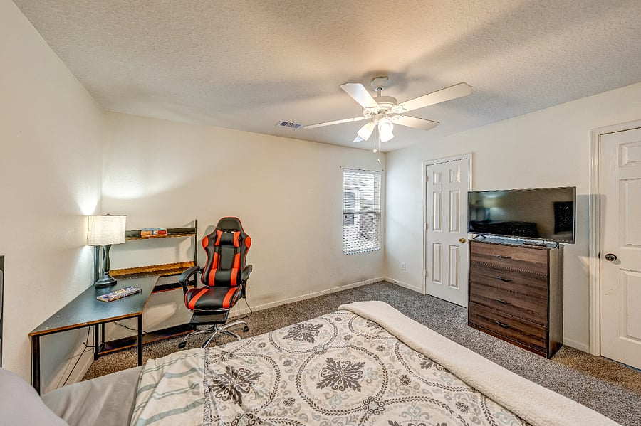 Furnished Finder property 1002280_1 photo 40