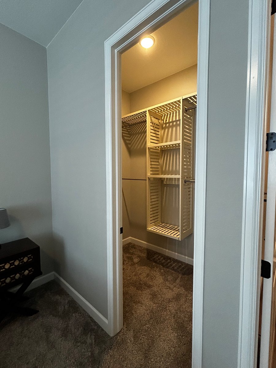 Furnished Finder property 1002283_1 photo 4
