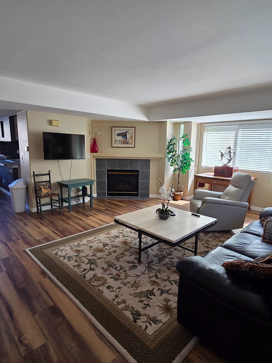 Furnished Finder property 1002284_1 photo 29