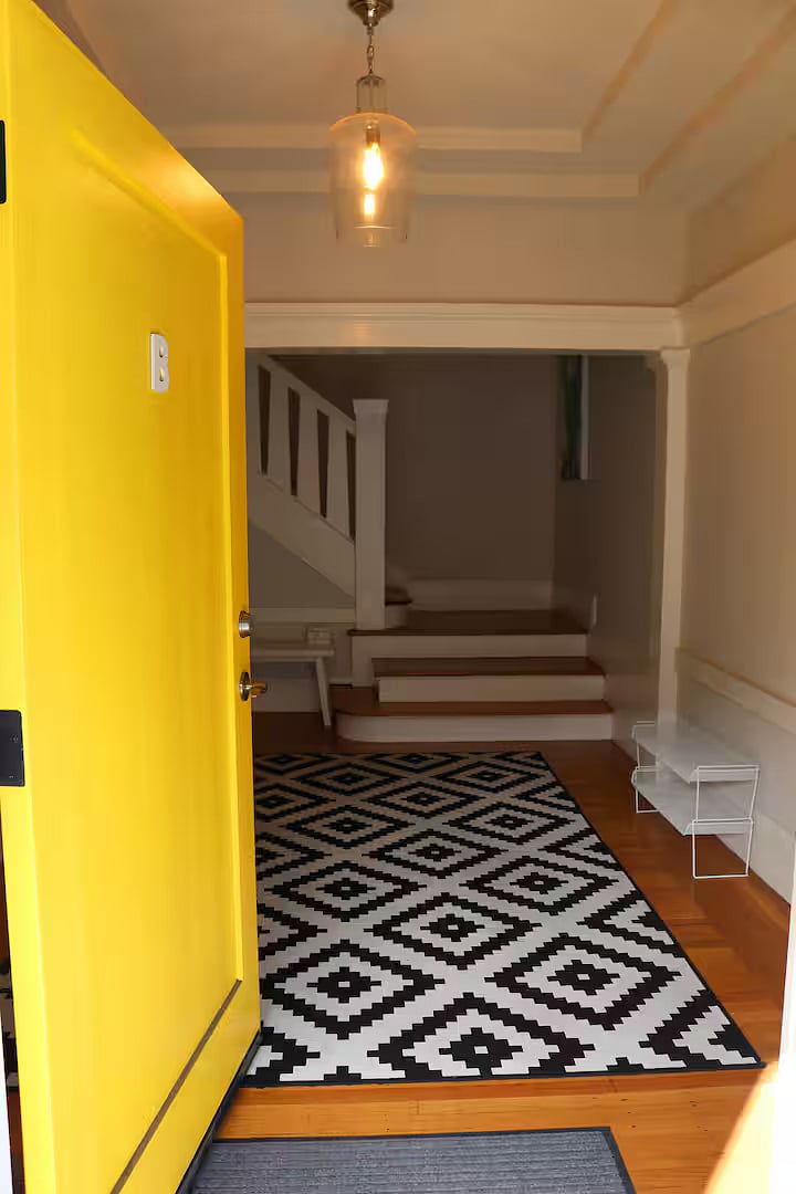 Furnished Finder property 1002287_1 photo 15