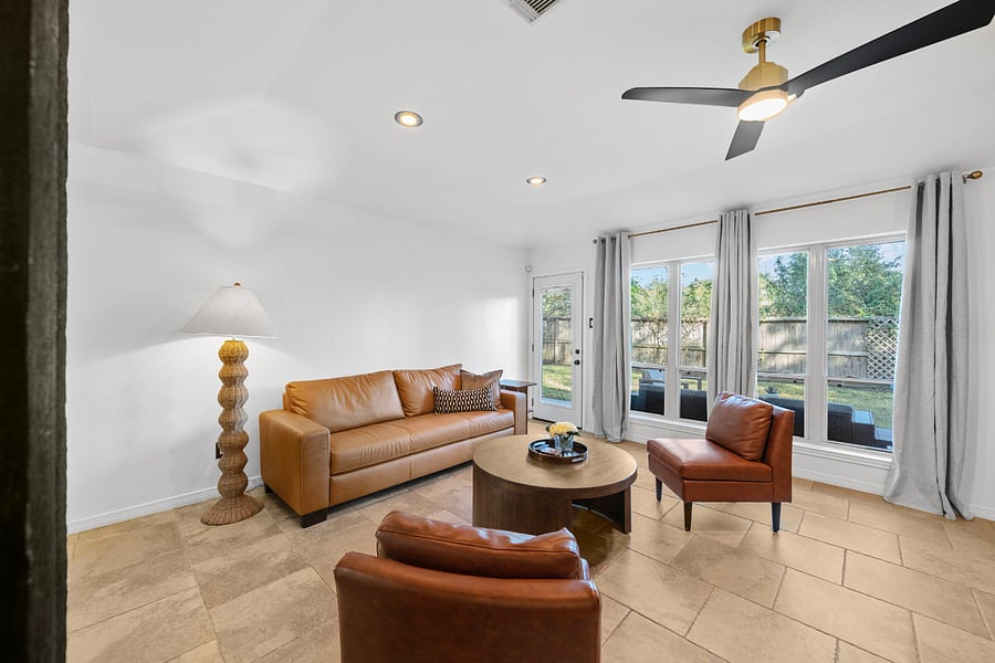 Furnished Finder property 1002300_1 photo 13