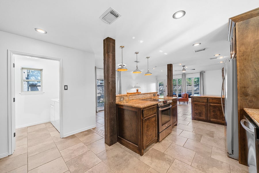 Furnished Finder property 1002300_1 photo 22