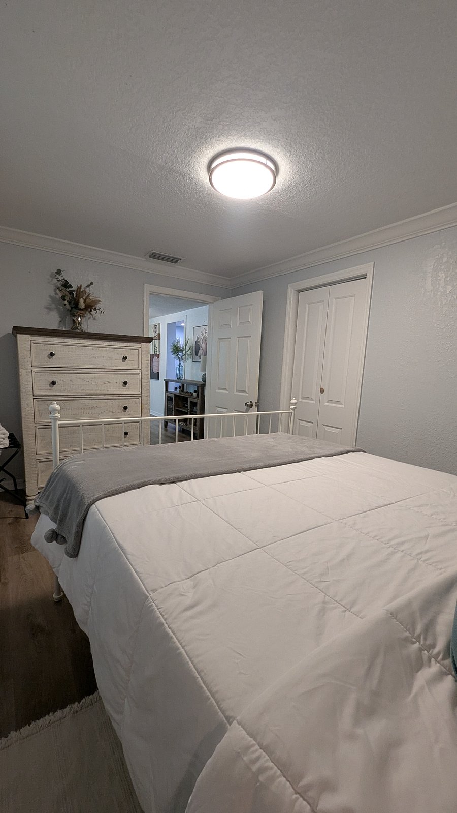 Furnished Finder property 1002306_1 photo 2
