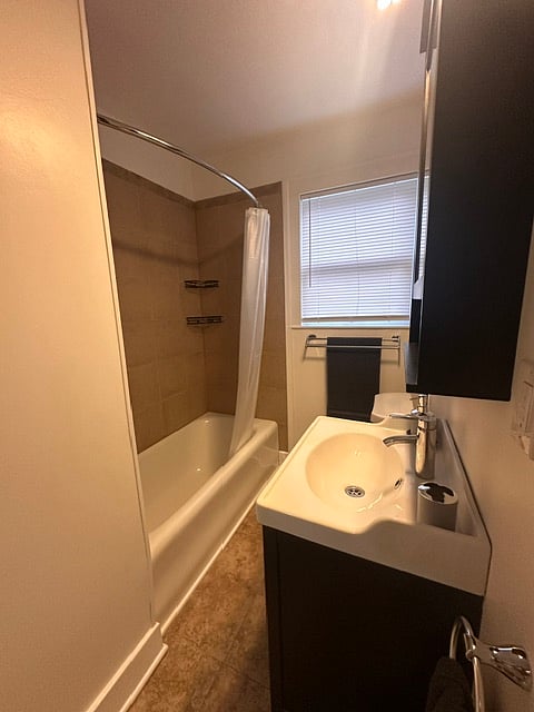 Furnished Finder property 1002310_1 photo 10