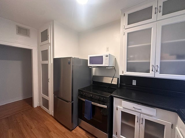 Furnished Finder property 1002310_1 photo 5