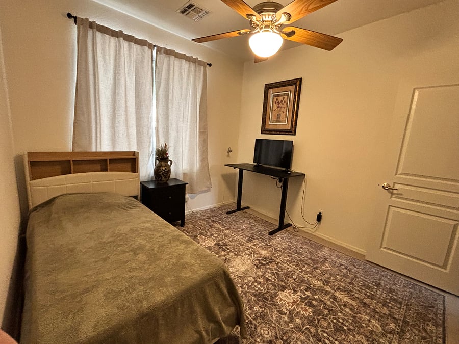 Furnished Finder property 1002312_1 photo 9