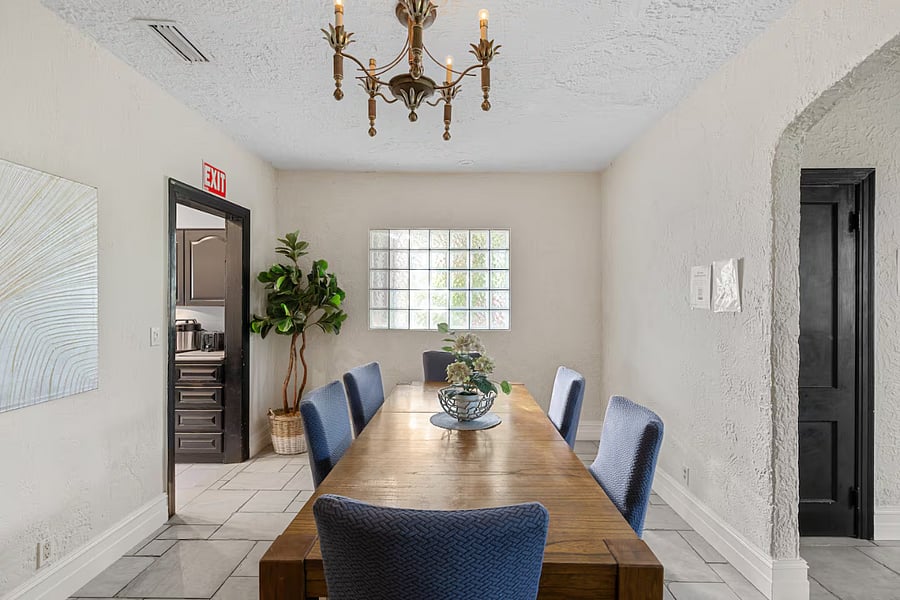 Furnished Finder property 1002316_1 photo 10