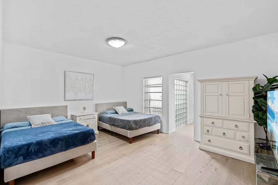 Furnished Finder property 1002316_1 photo 17