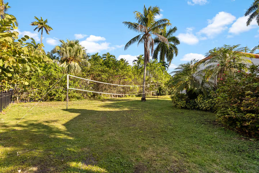 Furnished Finder property 1002316_1 photo 25