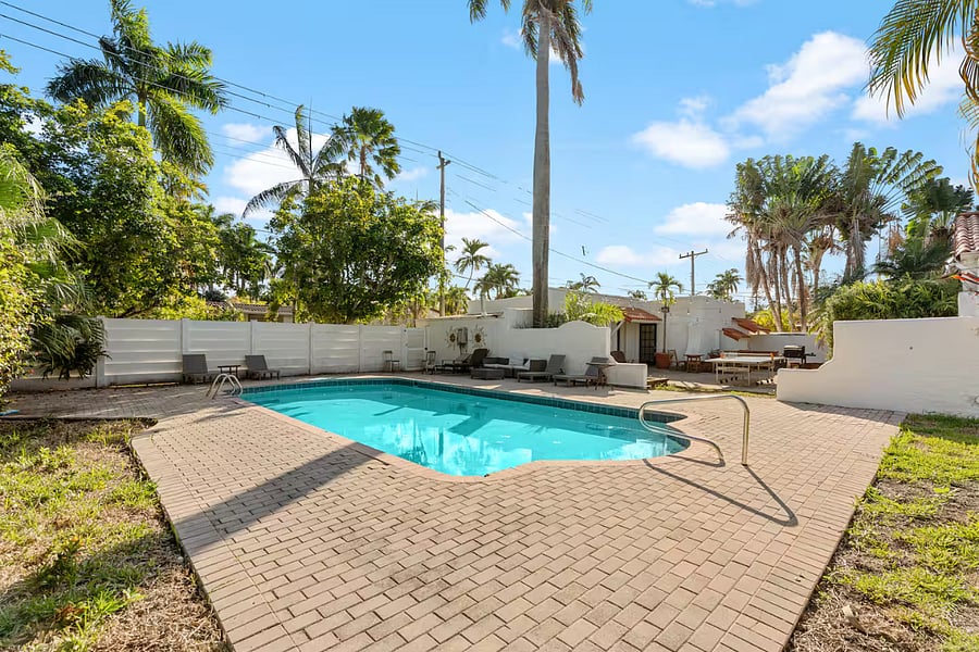 Furnished Finder property 1002316_1 photo 48