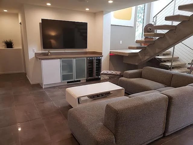 Furnished Finder property 1002324_1 photo 4