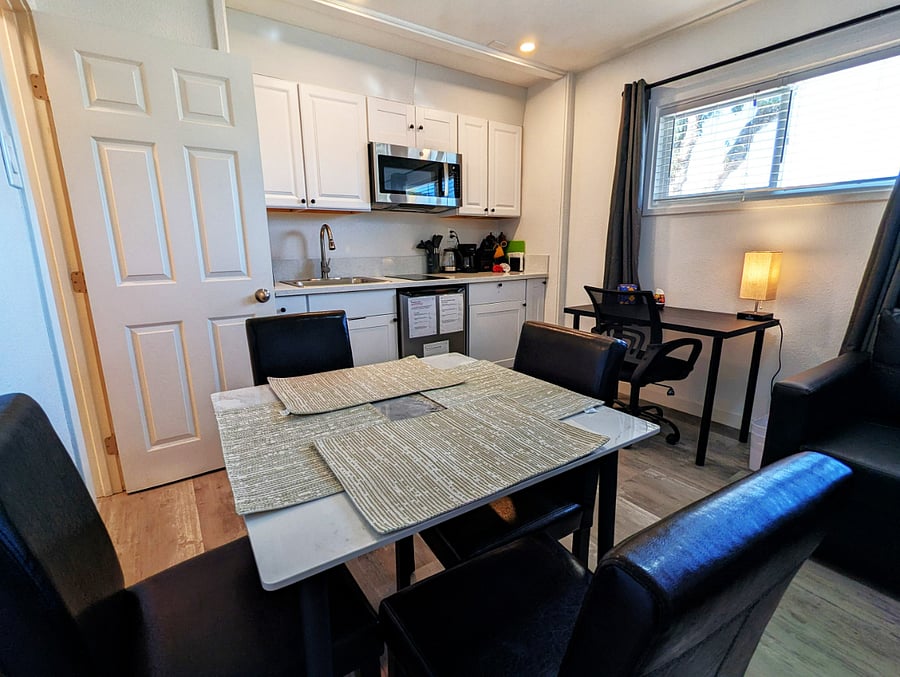 Furnished Finder property 1002332_1 photo 15