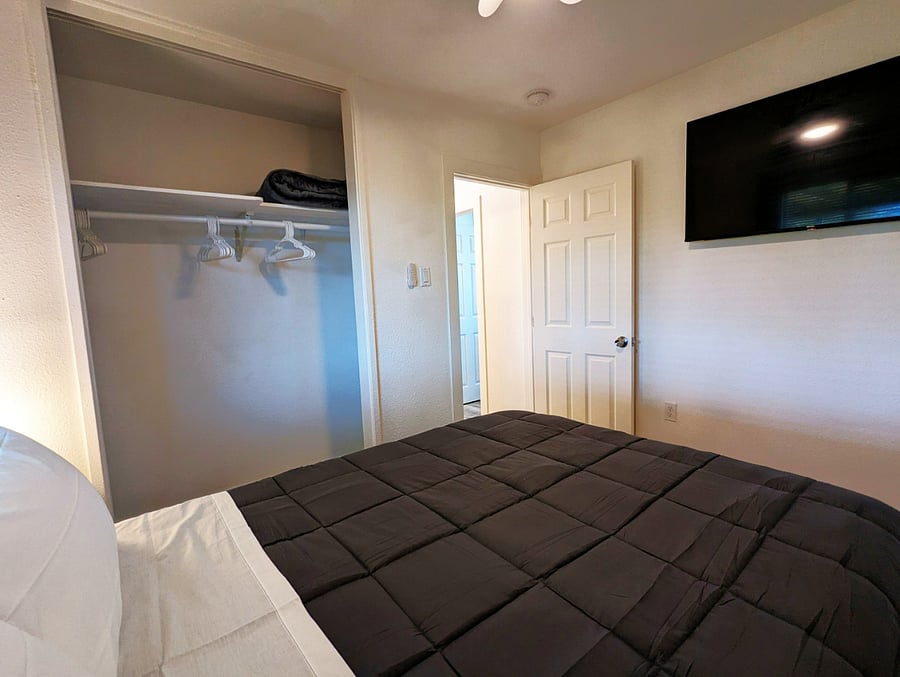 Furnished Finder property 1002332_1 photo 30