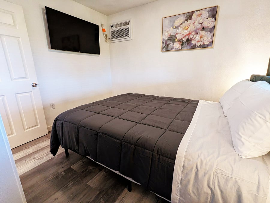 Furnished Finder property 1002332_1 photo 32