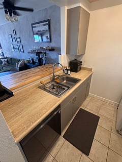 Furnished Finder property 1002341_1 photo 11