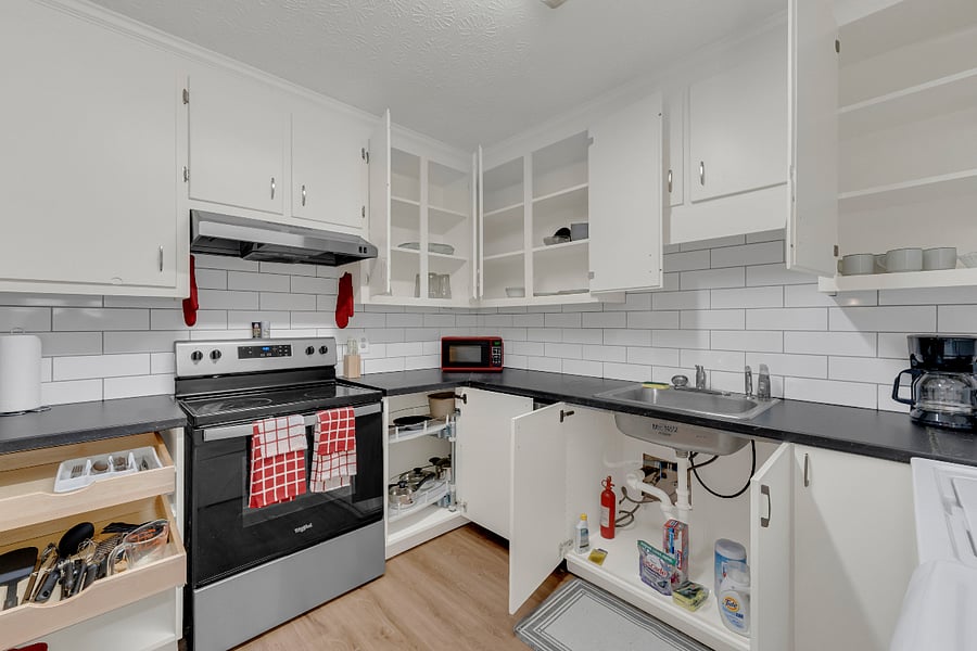 Furnished Finder property 1002348_1 photo 10