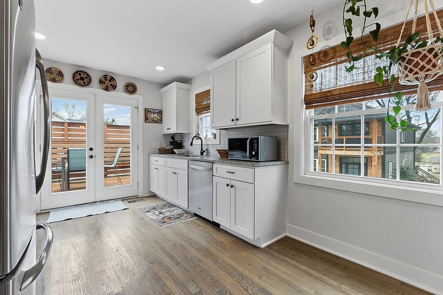 Furnished Finder property 1002358_1 photo 12