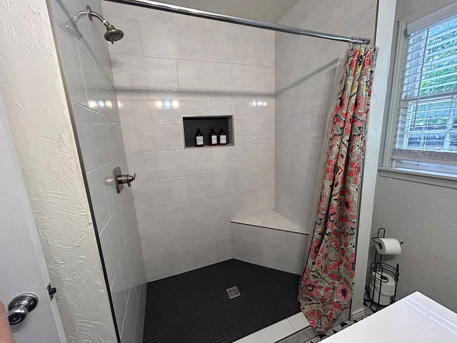 Furnished Finder property 1002376_1 photo 28