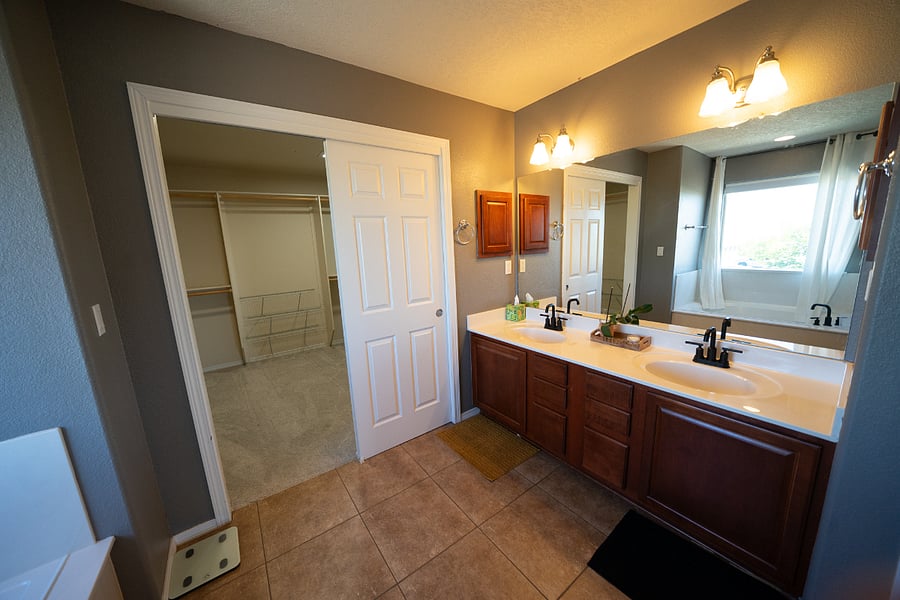 Furnished Finder property 1002377_1 photo 63