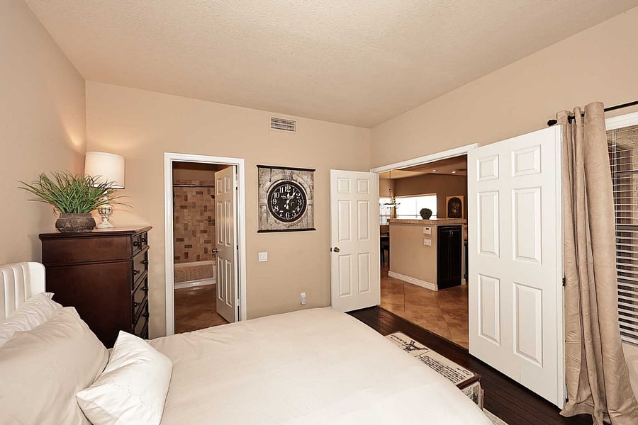 Furnished Finder property 1002380_1 photo 9