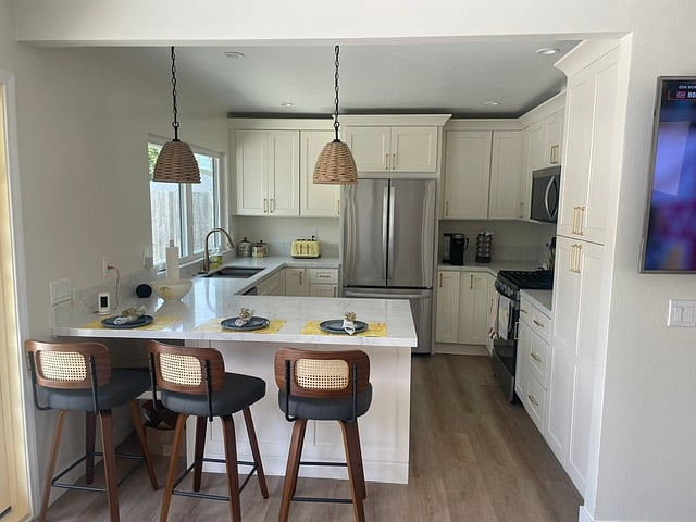 Furnished Finder property 1002381_1 photo 3
