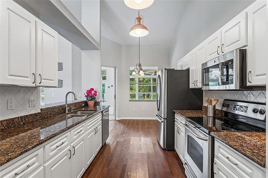 Furnished Finder property 1002383_1 photo 14