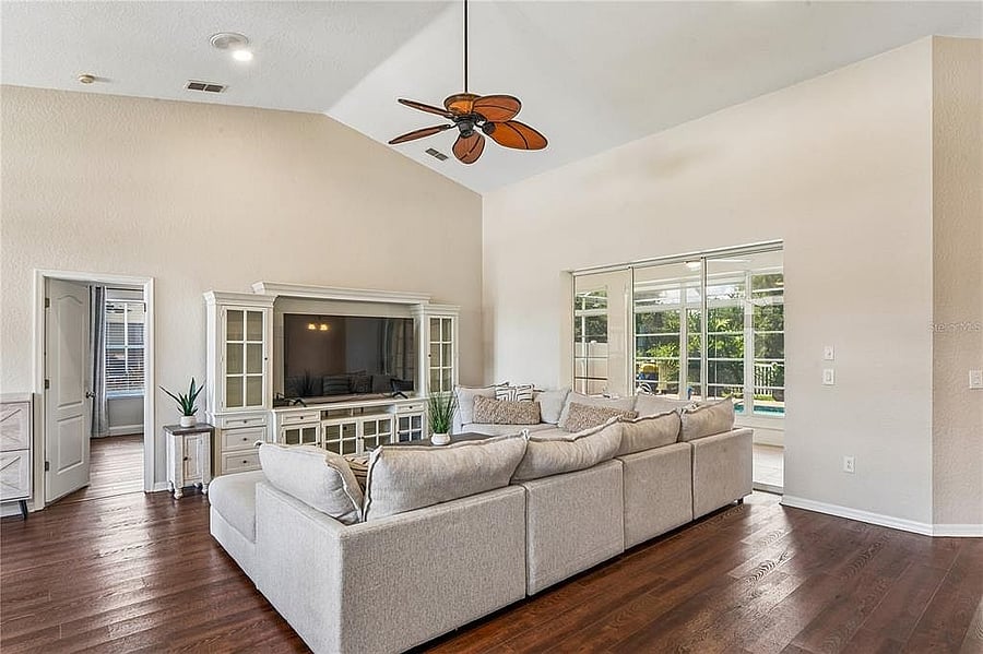 Furnished Finder property 1002383_1 photo 9