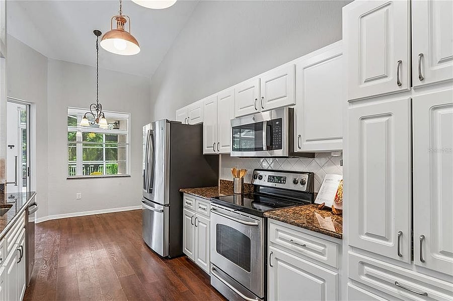 Furnished Finder property 1002383_1 photo 4