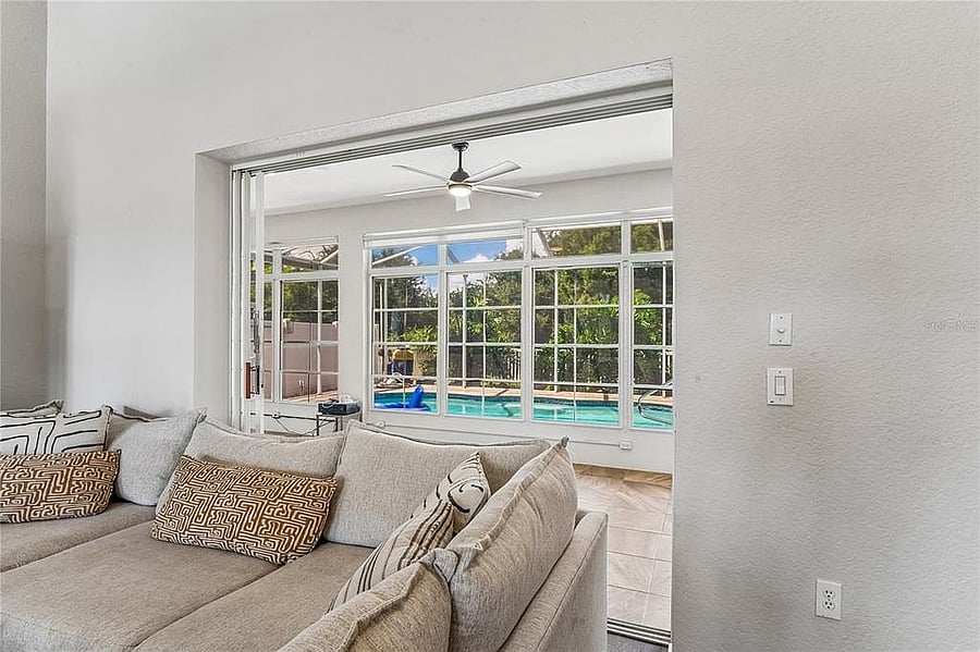 Furnished Finder property 1002383_1 photo 44