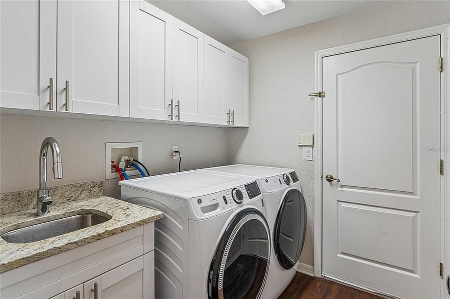 Furnished Finder property 1002383_1 photo 45