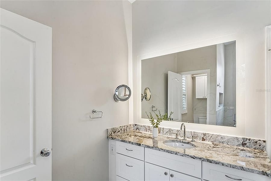 Furnished Finder property 1002383_1 photo 25
