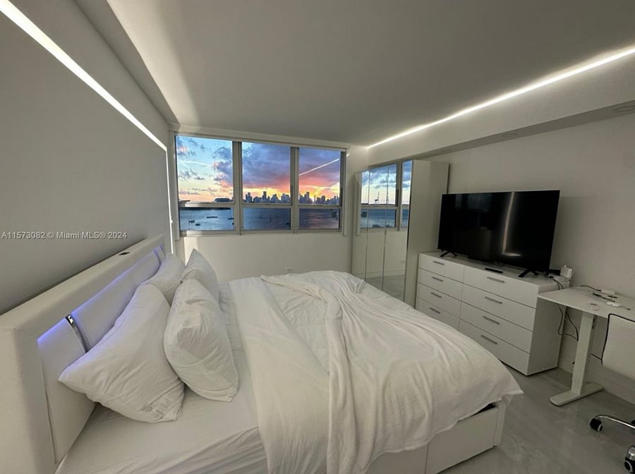 Furnished Finder property 1002392_1 photo 10