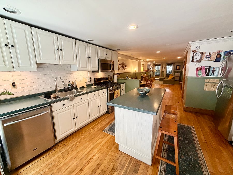 Furnished Finder property 1002394_1 photo 13