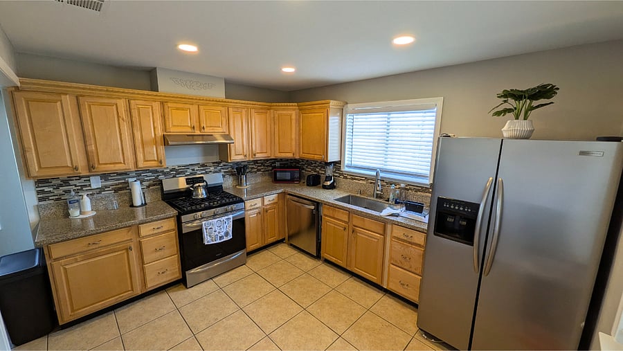 Furnished Finder property 1002395_1 photo 3