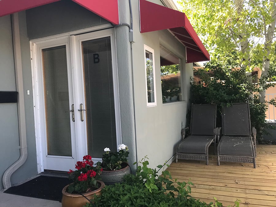 Unit B entrance