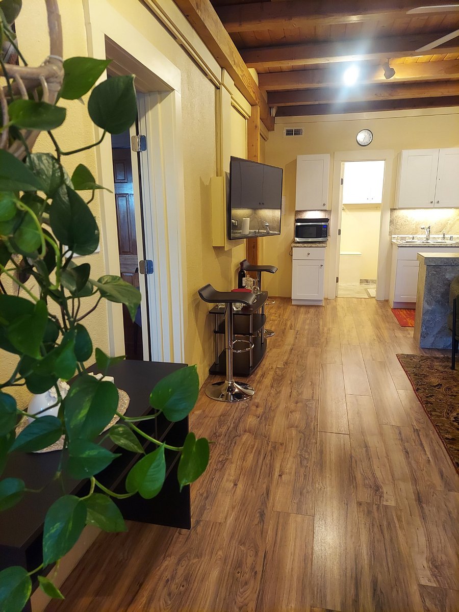 Furnished Finder property 1002398_1 photo 42
