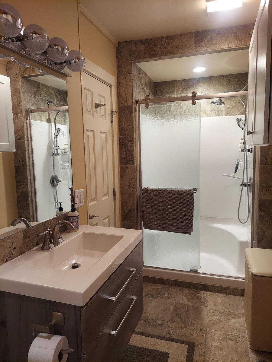 B bathroom