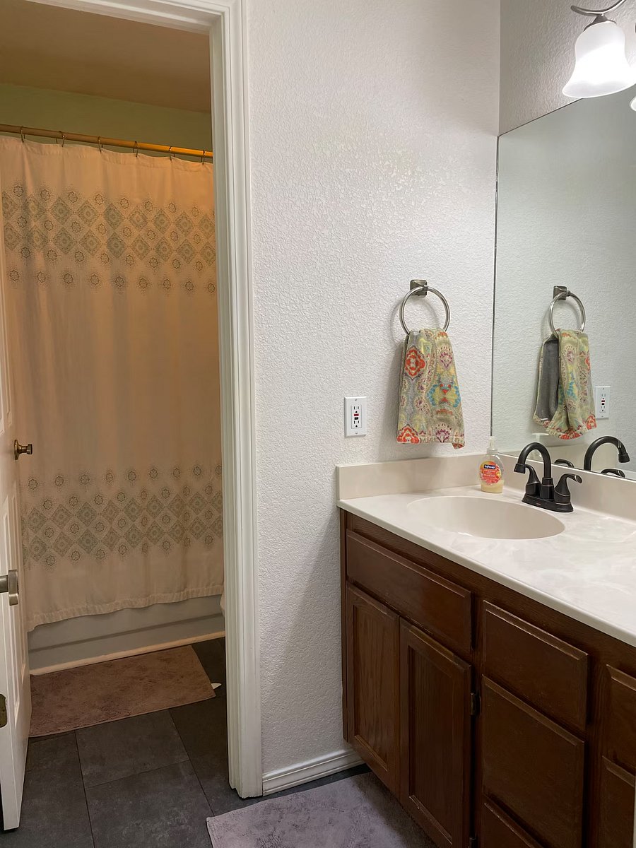 Furnished Finder property 1002413_1 photo 18