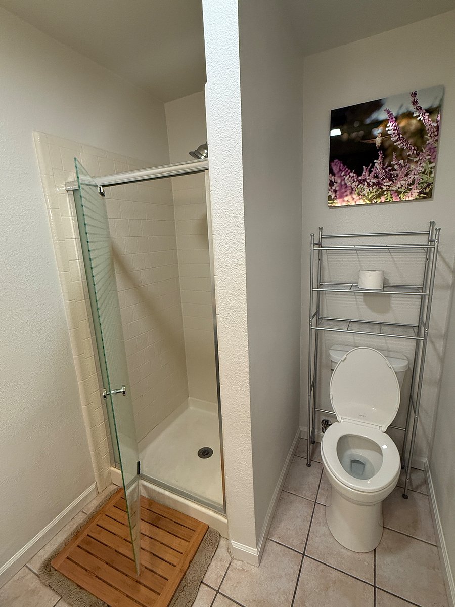 Furnished Finder property 1002426_1 photo 25