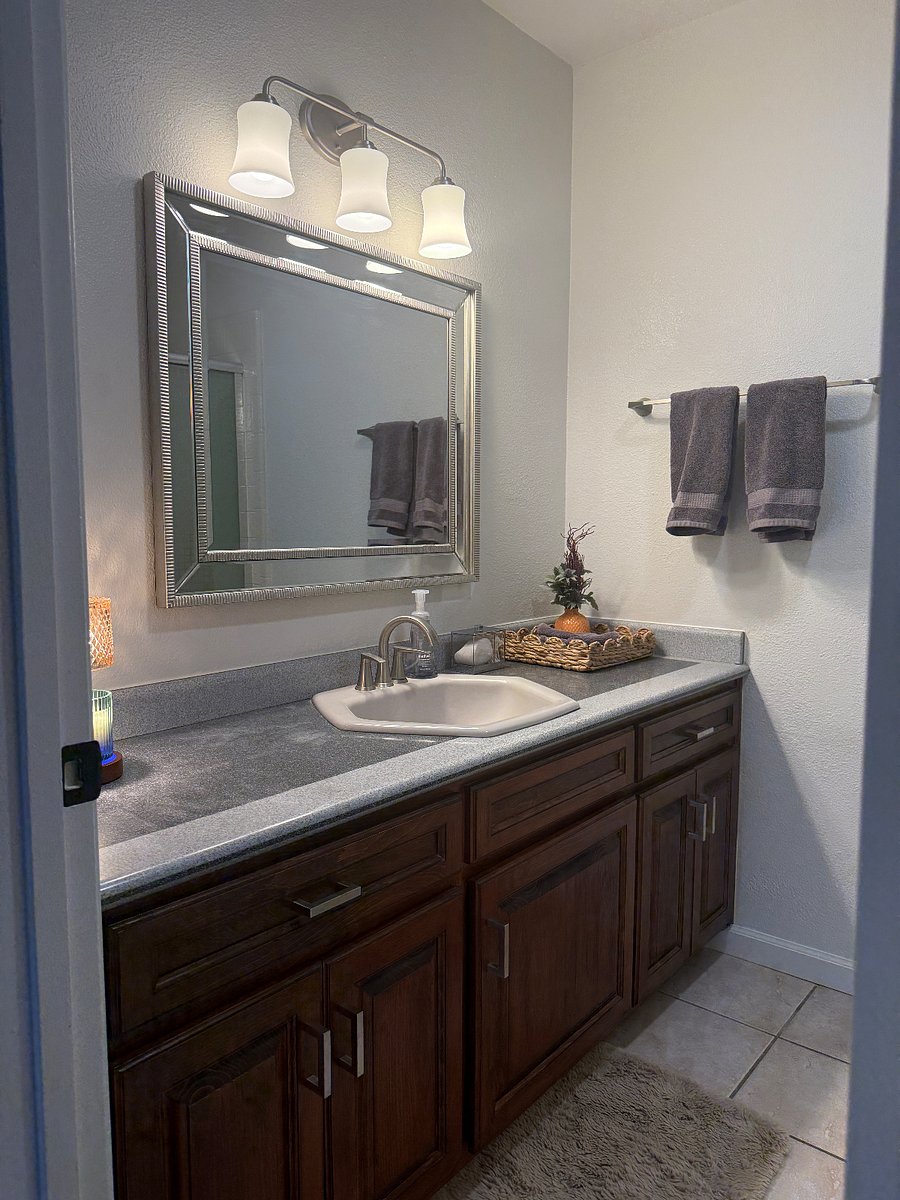 Furnished Finder property 1002426_1 photo 26