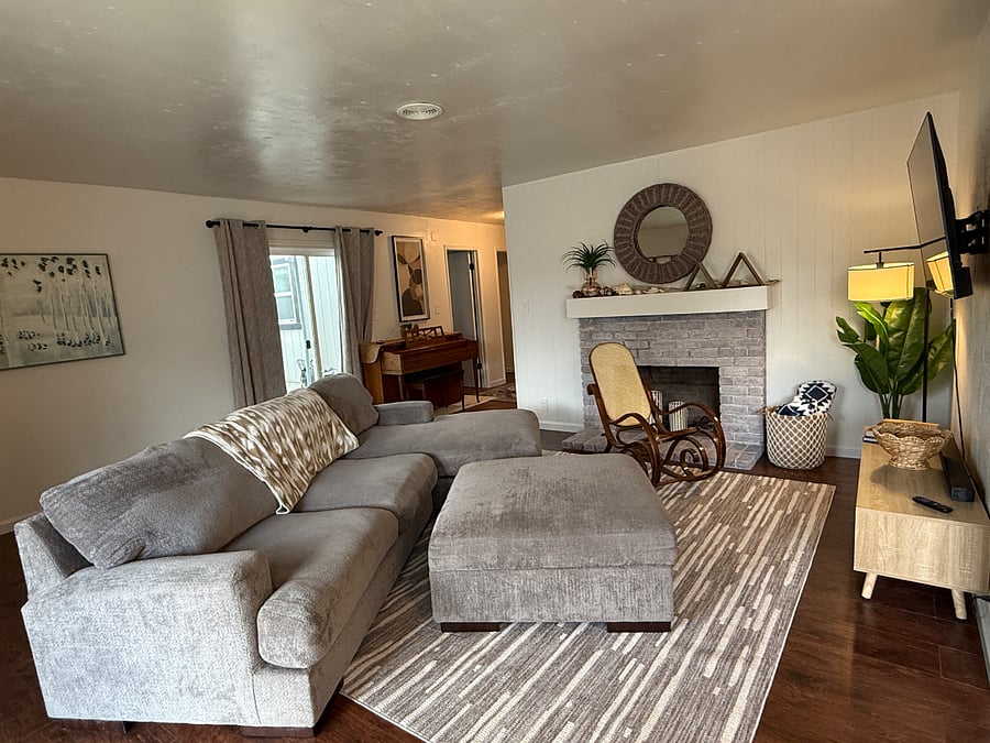 Furnished Finder property 1002426_1 photo 32