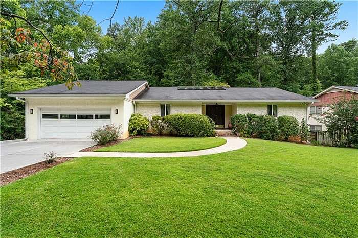 Furnished Finder property 1002428_1 photo 15