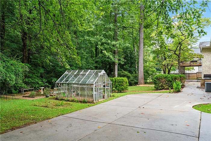 Furnished Finder property 1002428_1 photo 17