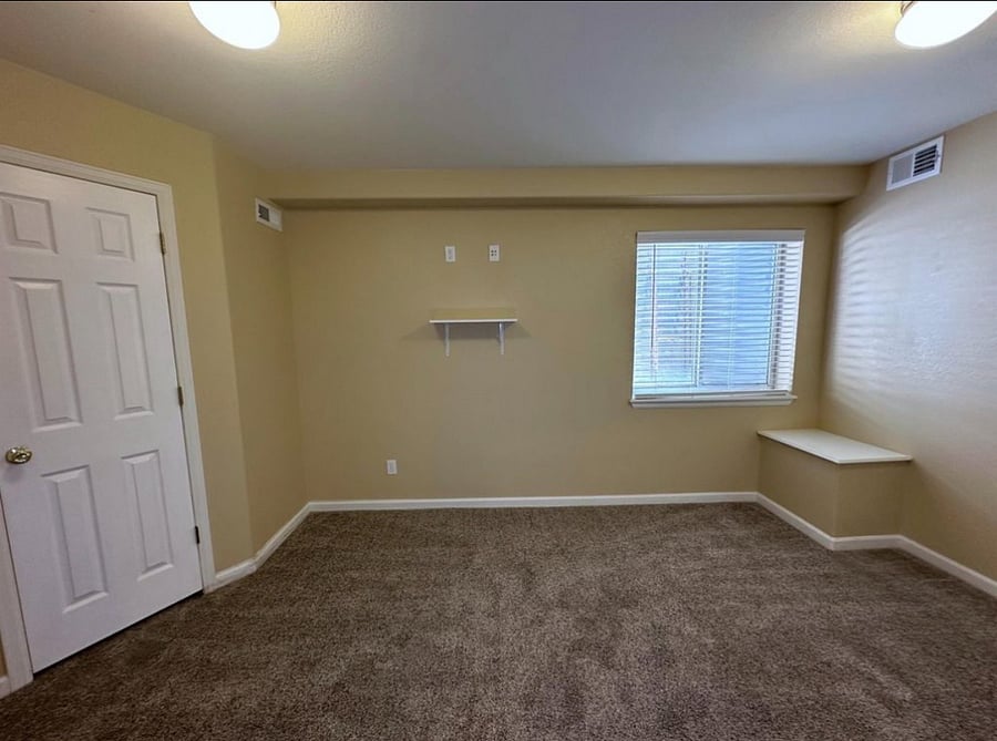 Furnished Finder property 1002436_1 photo 3